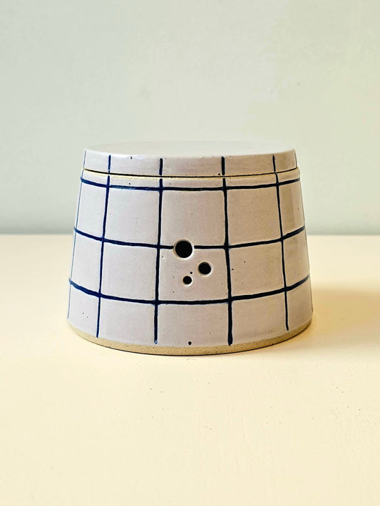 Garlic Keeper with Grater